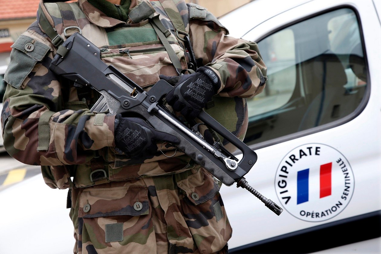 France's Classic Assault Rifle The FAMAS 1 The National Interest